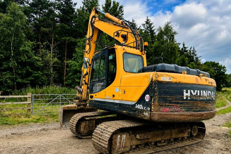 OmecoHub - Immagine HYUNDAI ROBEX140LC9